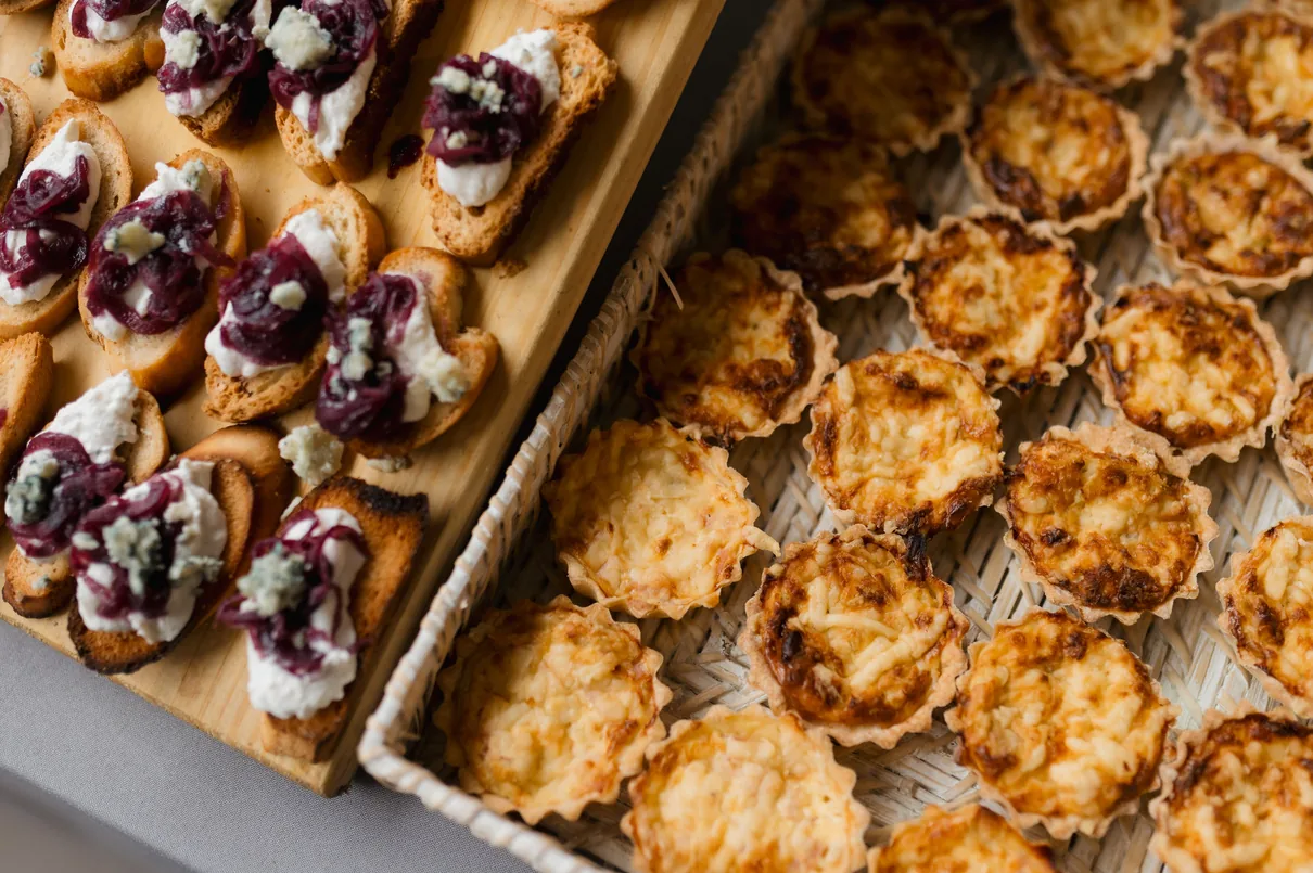 Passed hors d'oeuvres